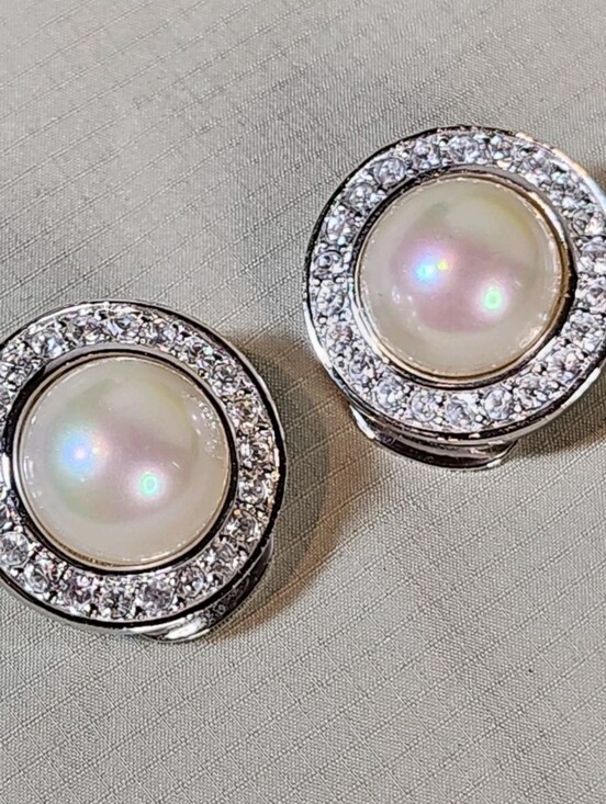 Dior Jewelry - Christian Dior Vtg Signed Silvertone Halo Faux Pearl Rhinestone Clip Earrings
